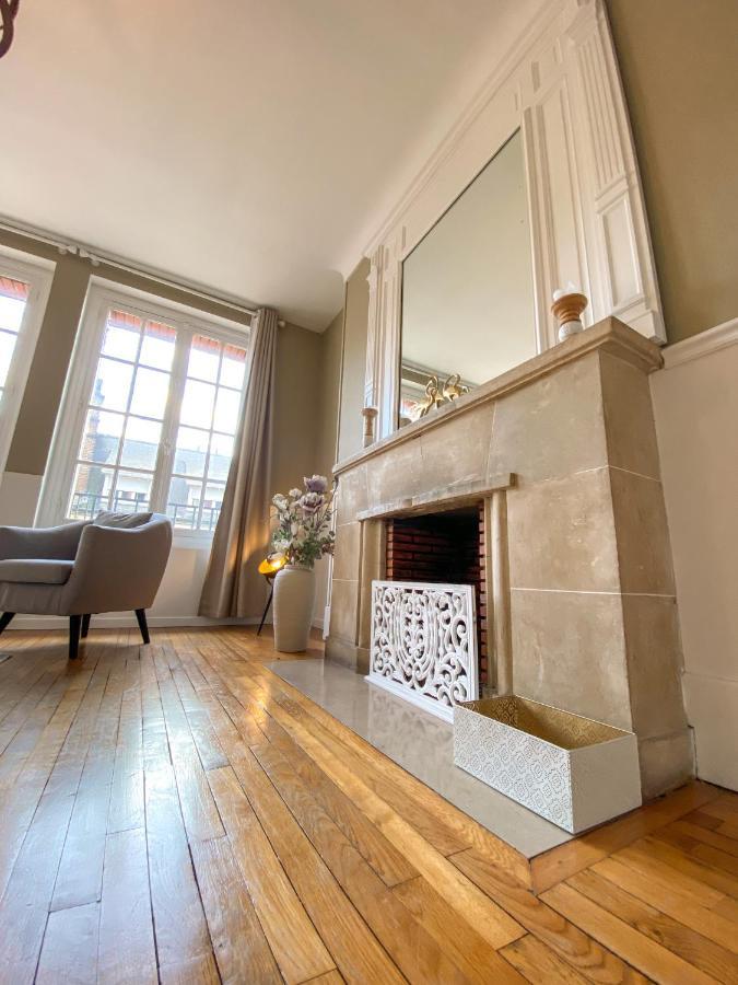 Appartement Chic, 3 Chambres, Hyper Centre-Ville, Parking Payant Амиен Екстериор снимка